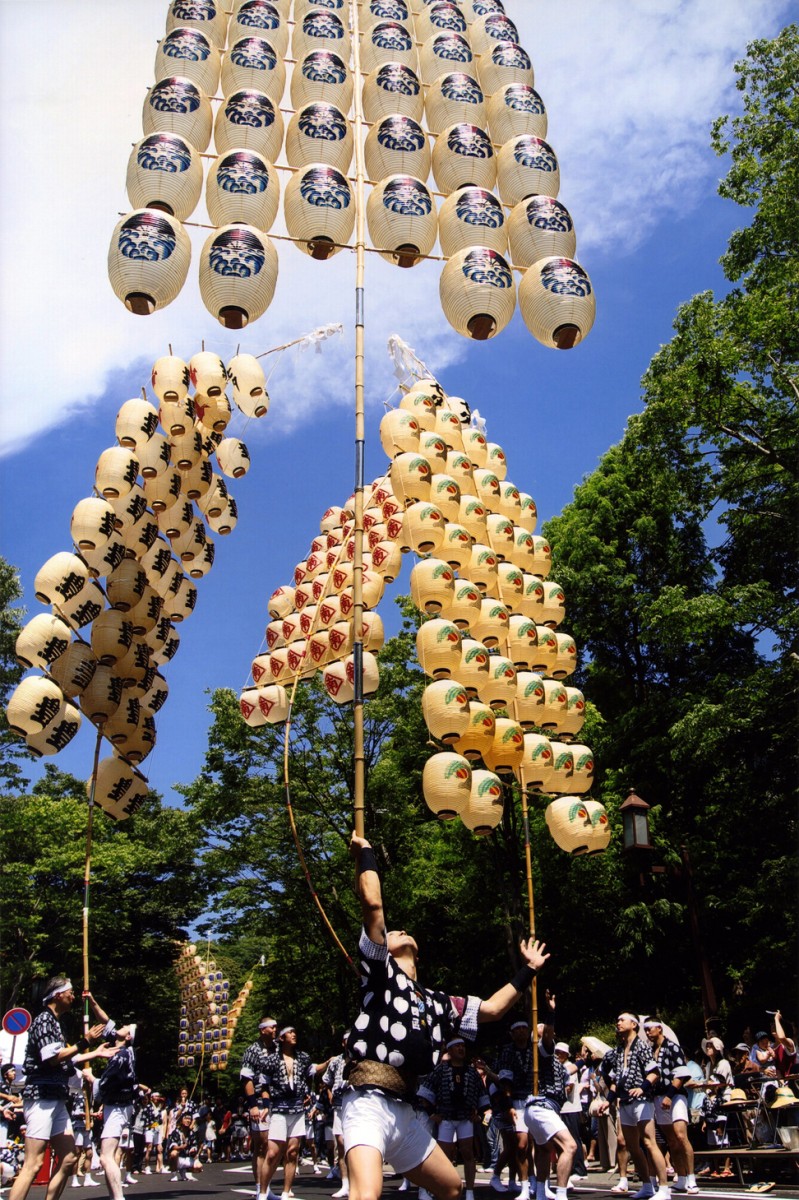 ☆秋田県_秋田市_秋田竿燈まつり_りにゃん_140608_pic1（事務局）