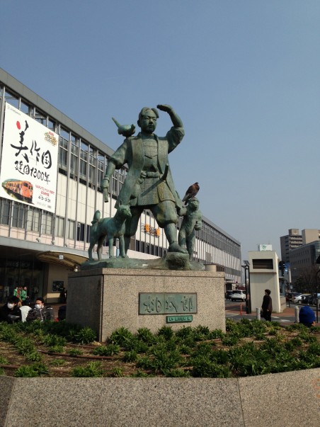 momotaro statue - rebeccaslinn