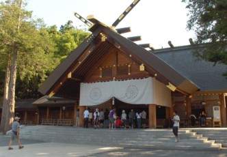 Hokkaido Jingu: Sapporo's Beautiful Shrine Experience