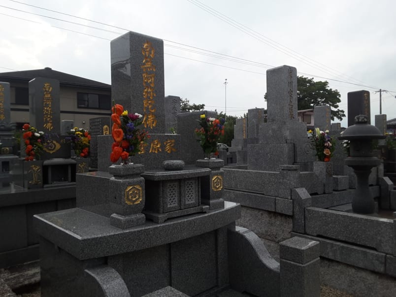 Graves during O-bon, clean and embellished