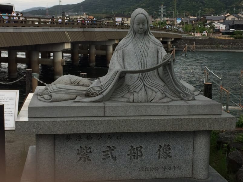 Statue of Murasaki Shikibu